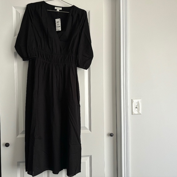 ON 34th BLACK MIDI DRESS LINED WITH 3/4 SLEEVES - SIZE SMALL - NWT - Picture 1 of 6
